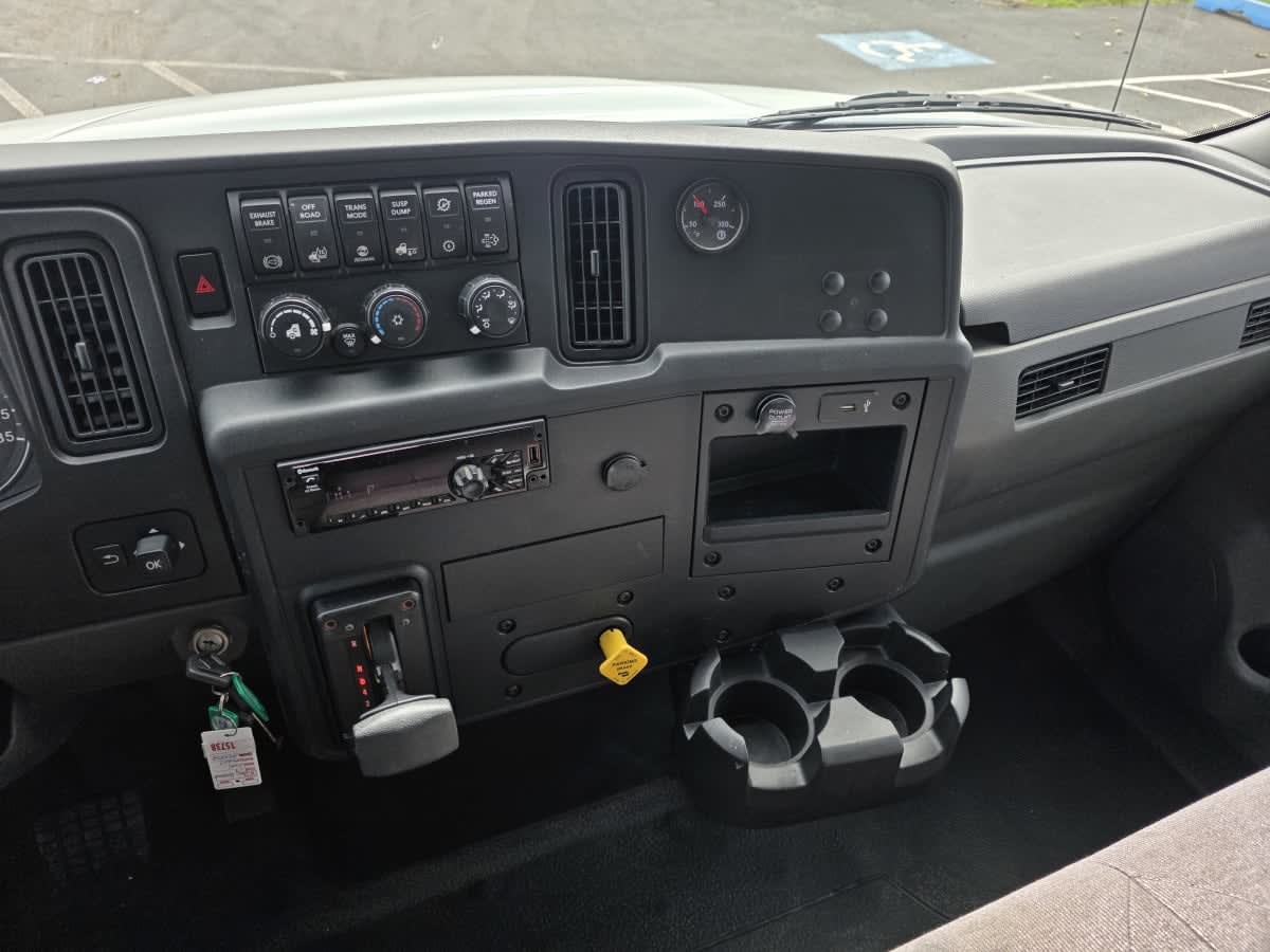 2019 Navistar International MV607 (4X2) 240232