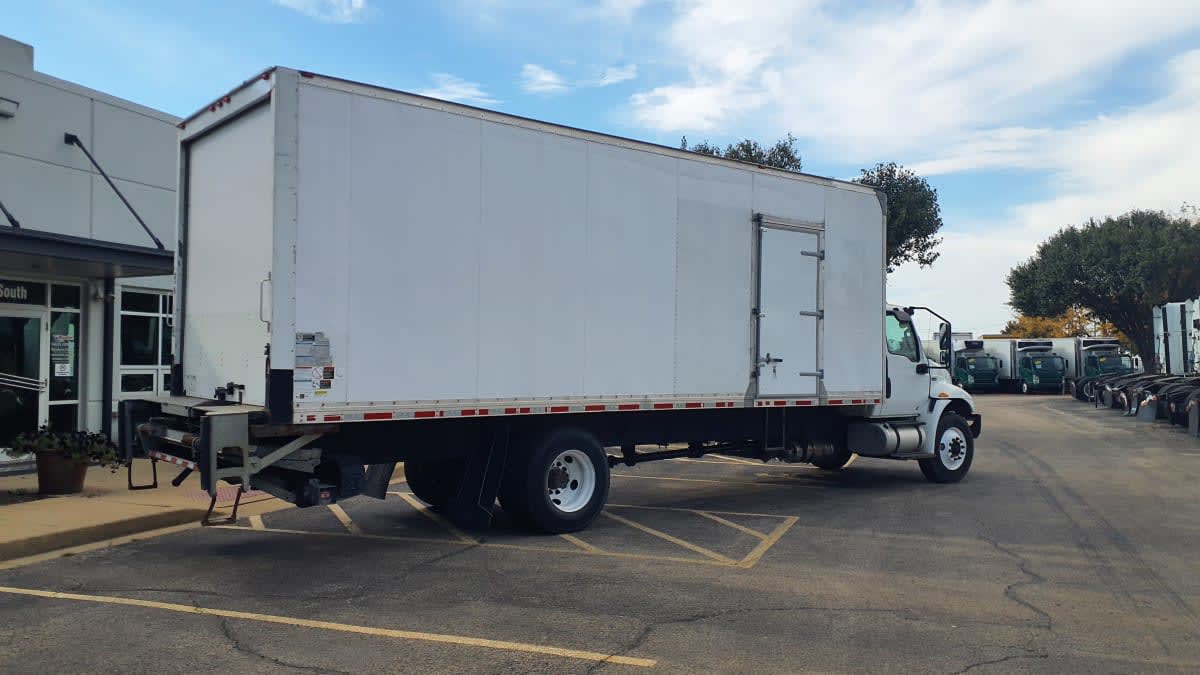 2020 Navistar International MV607 (4X2) 240328