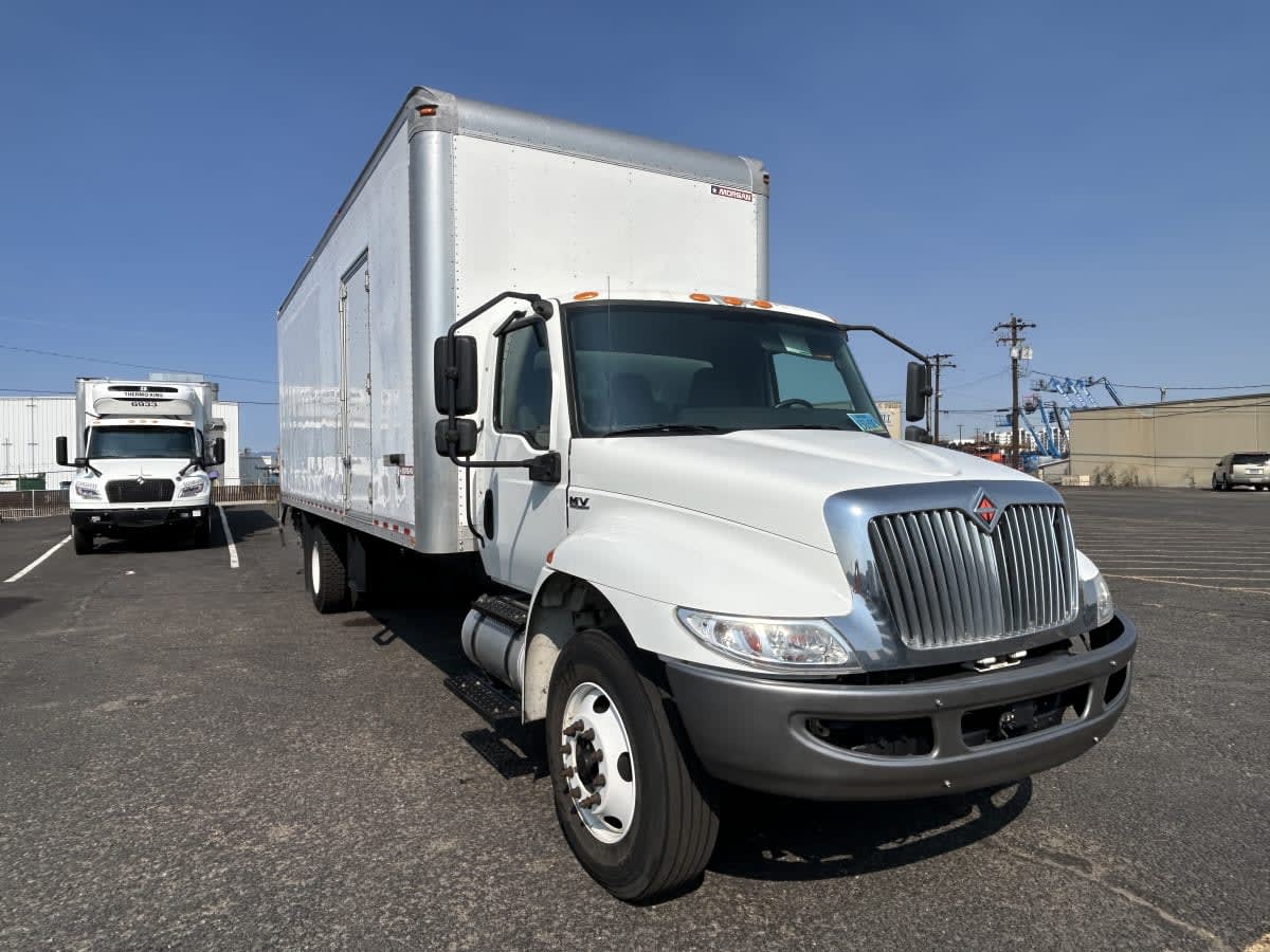 2020 Navistar International MV607 (4X2) 240332