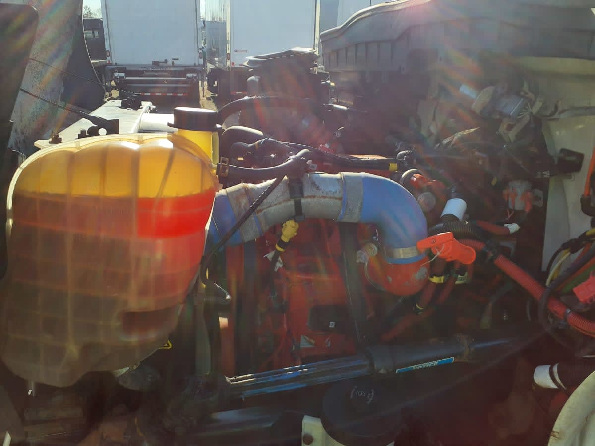 2020 Navistar International MV607 (4X2) 240529