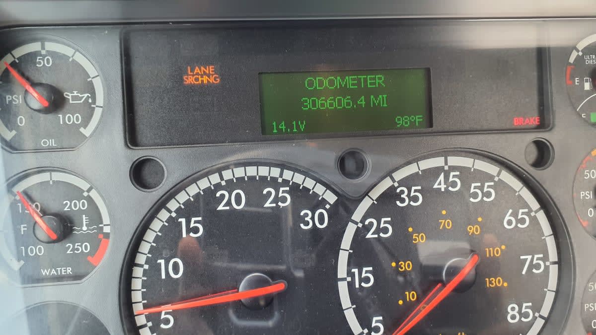 2020 Freightliner/Mercedes CASCADIA 125 240667