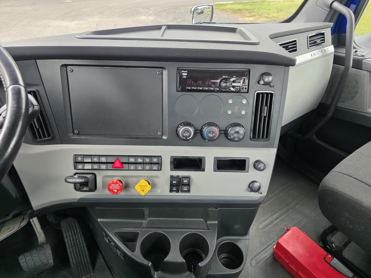 2020 Freightliner/Mercedes NEW CASCADIA 116 240672