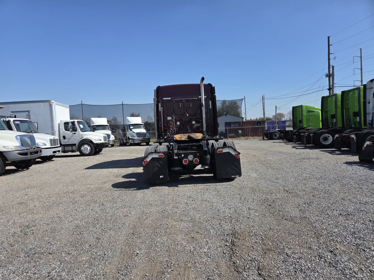 2020 Freightliner - image 5