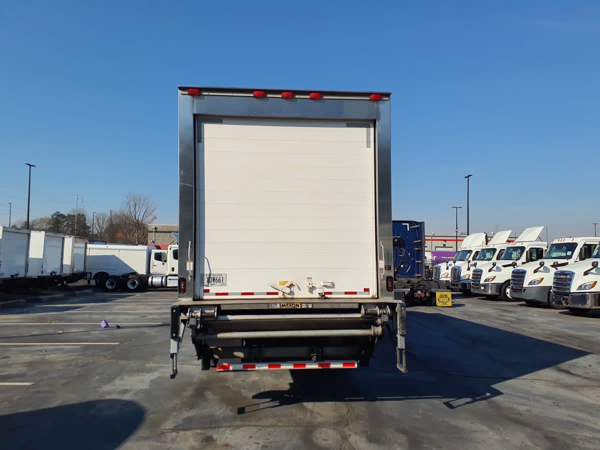 2020 Freightliner/Mercedes M2 106 240719