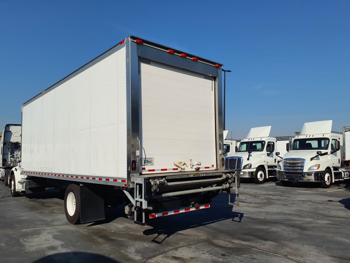 2020 Freightliner/Mercedes M2 106 240719