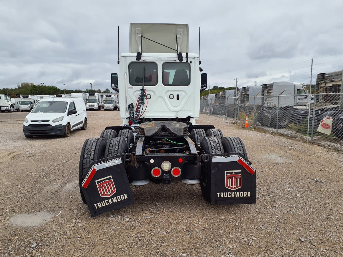 2019 Freightliner/Mercedes NEW CASCADIA PX12664 240777
