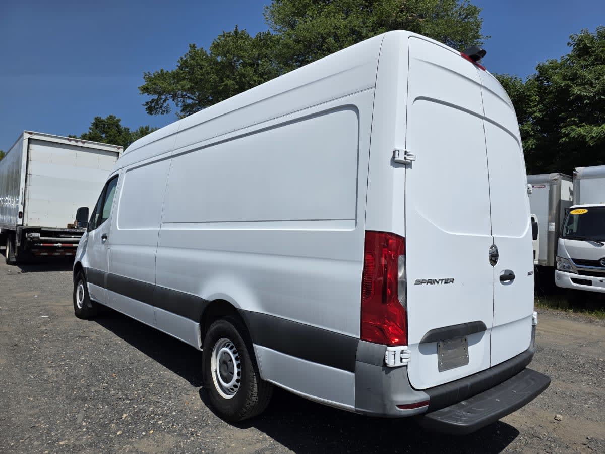 2019 Mercedes-Benz 2500 240836