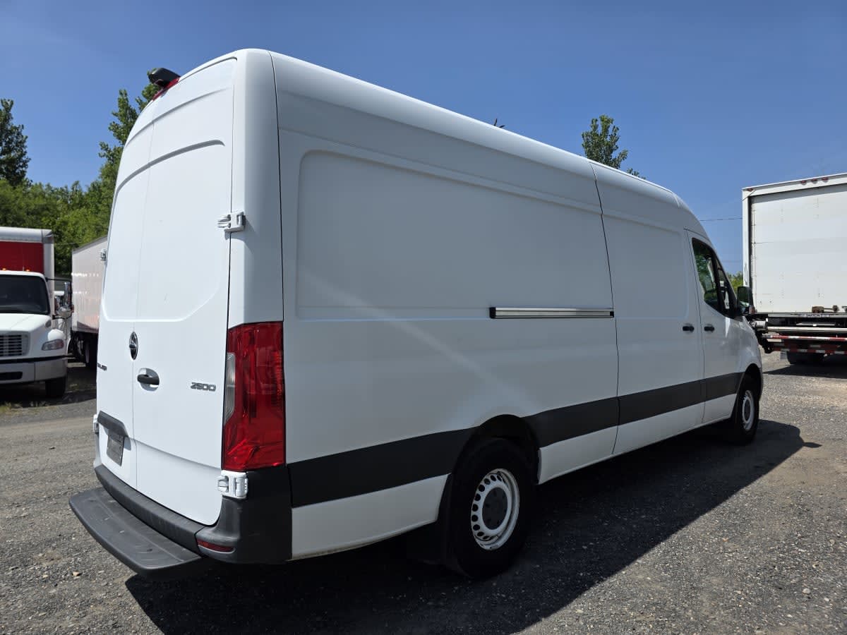 2019 Mercedes-Benz 2500 240836