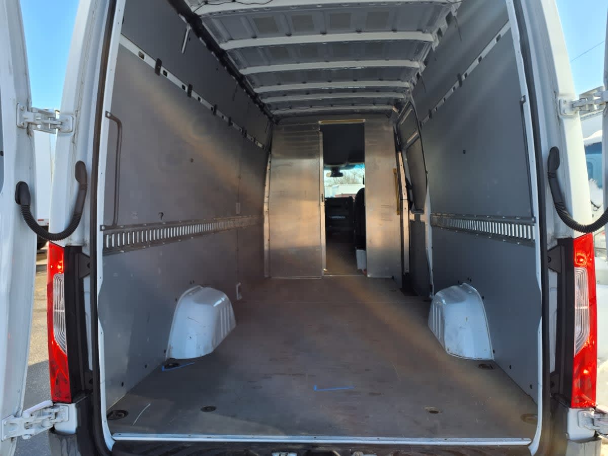 2019 Mercedes-Benz 2500 240839