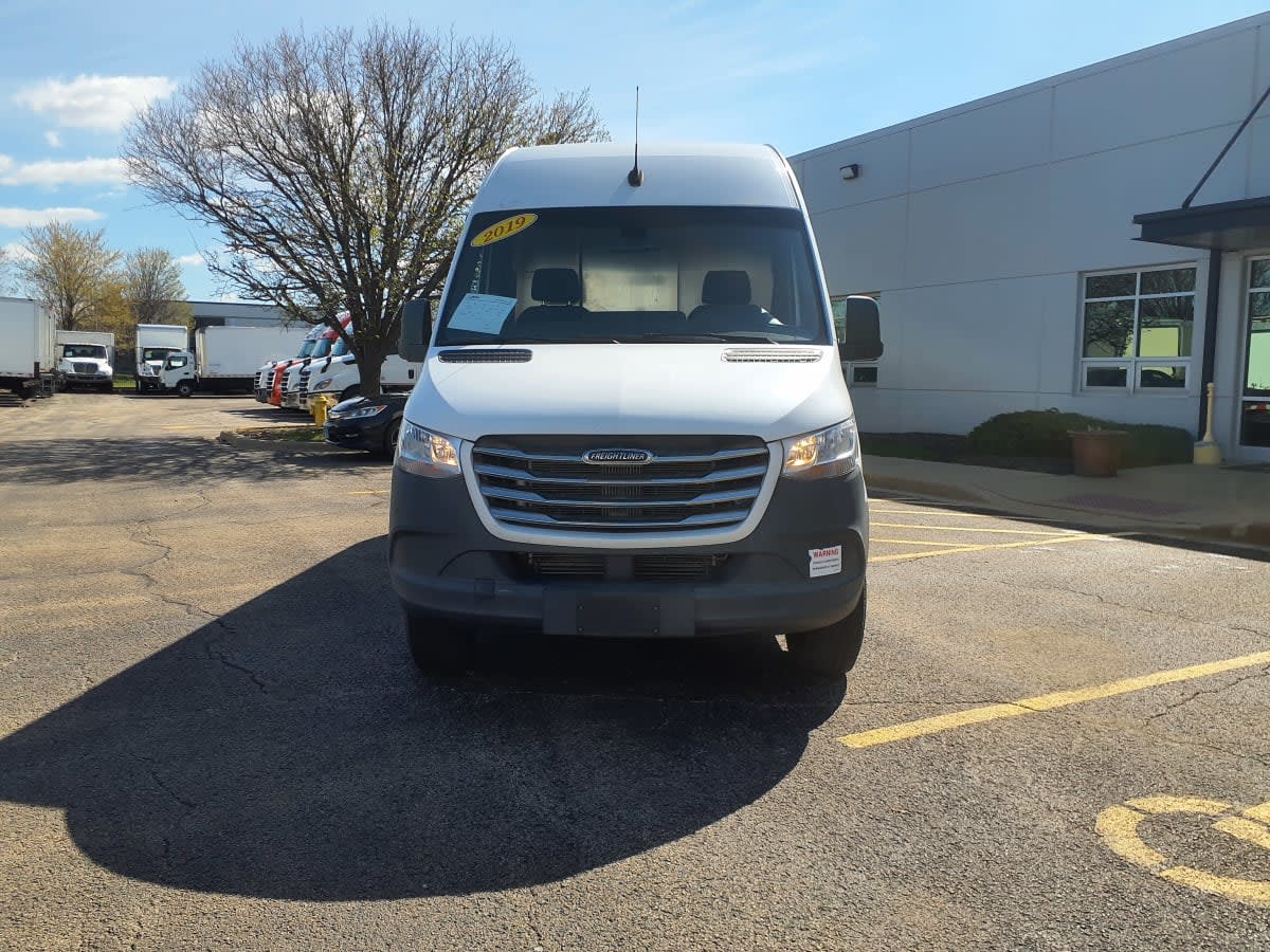 2019 Mercedes-Benz 2500 240907