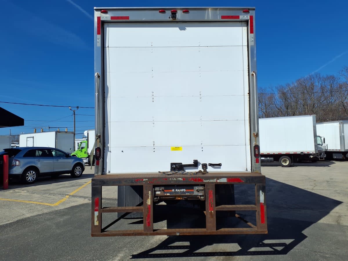 2020 Freightliner/Mercedes M2 106 240909