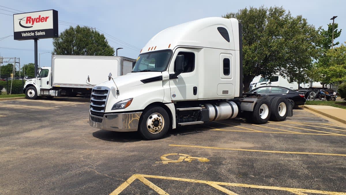 2020 Freightliner/Mercedes NEW CASCADIA PX12664 240917