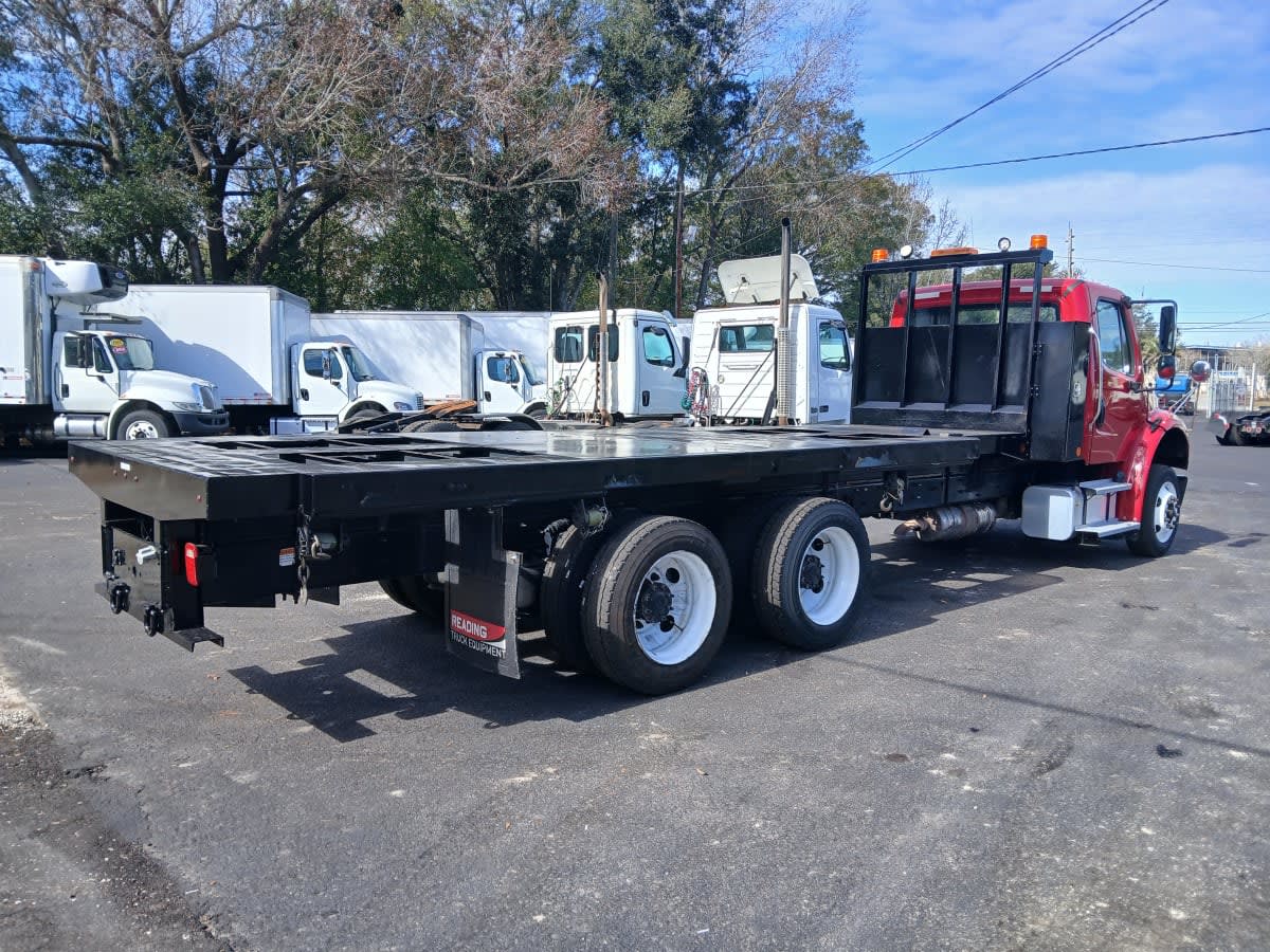 2020 Freightliner/Mercedes M2 106 240942