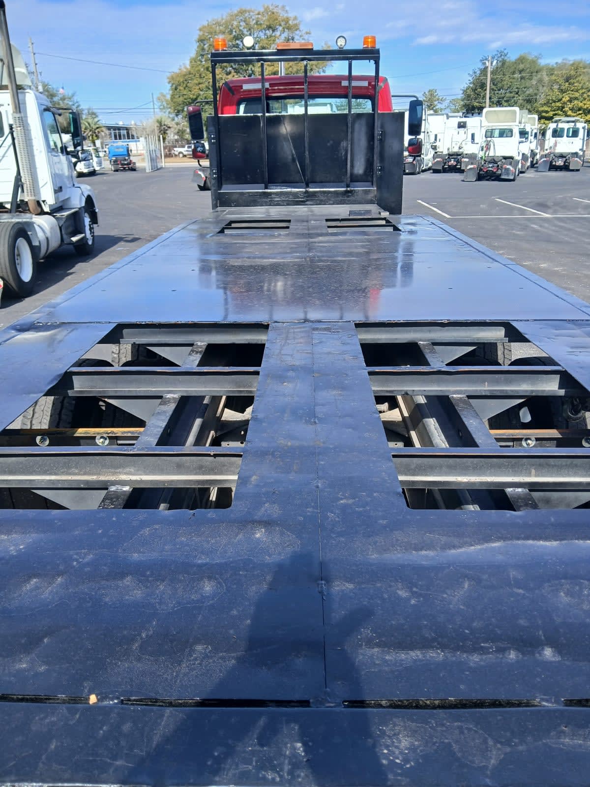 2020 Freightliner/Mercedes M2 106 240942