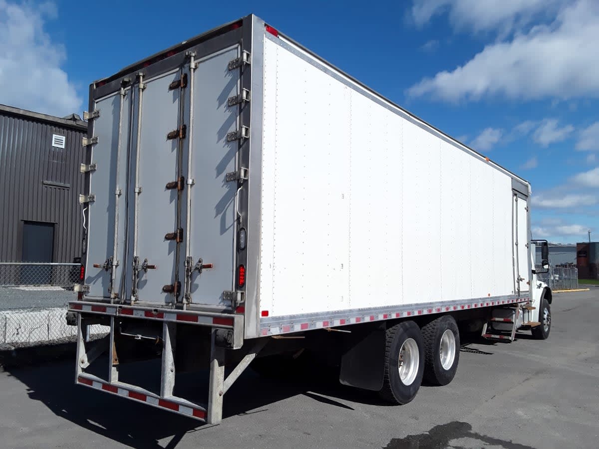 2020 Freightliner/Mercedes M2 106 240958