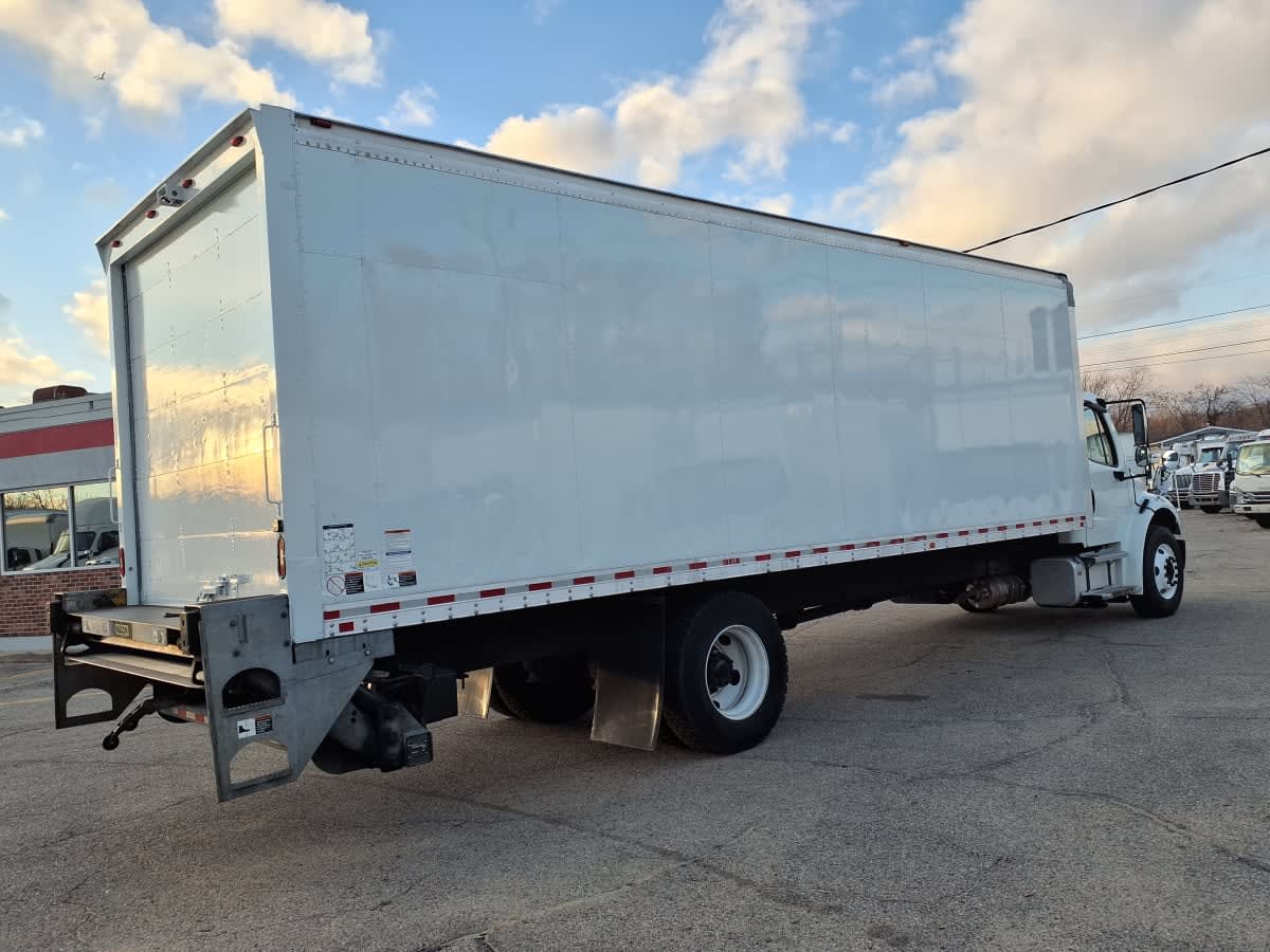 2020 Freightliner/Mercedes M2 106 240971