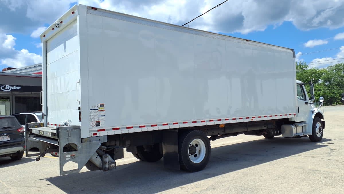 2020 Freightliner/Mercedes M2 106 240972