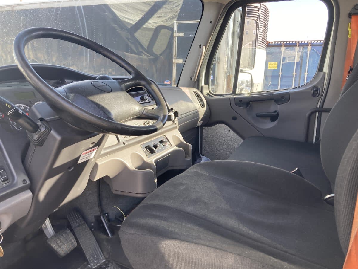 2020 Freightliner M2 106 - image 10