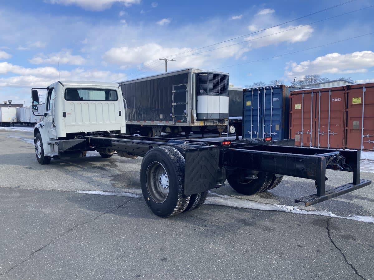 2020 Freightliner M2 106 - image 6