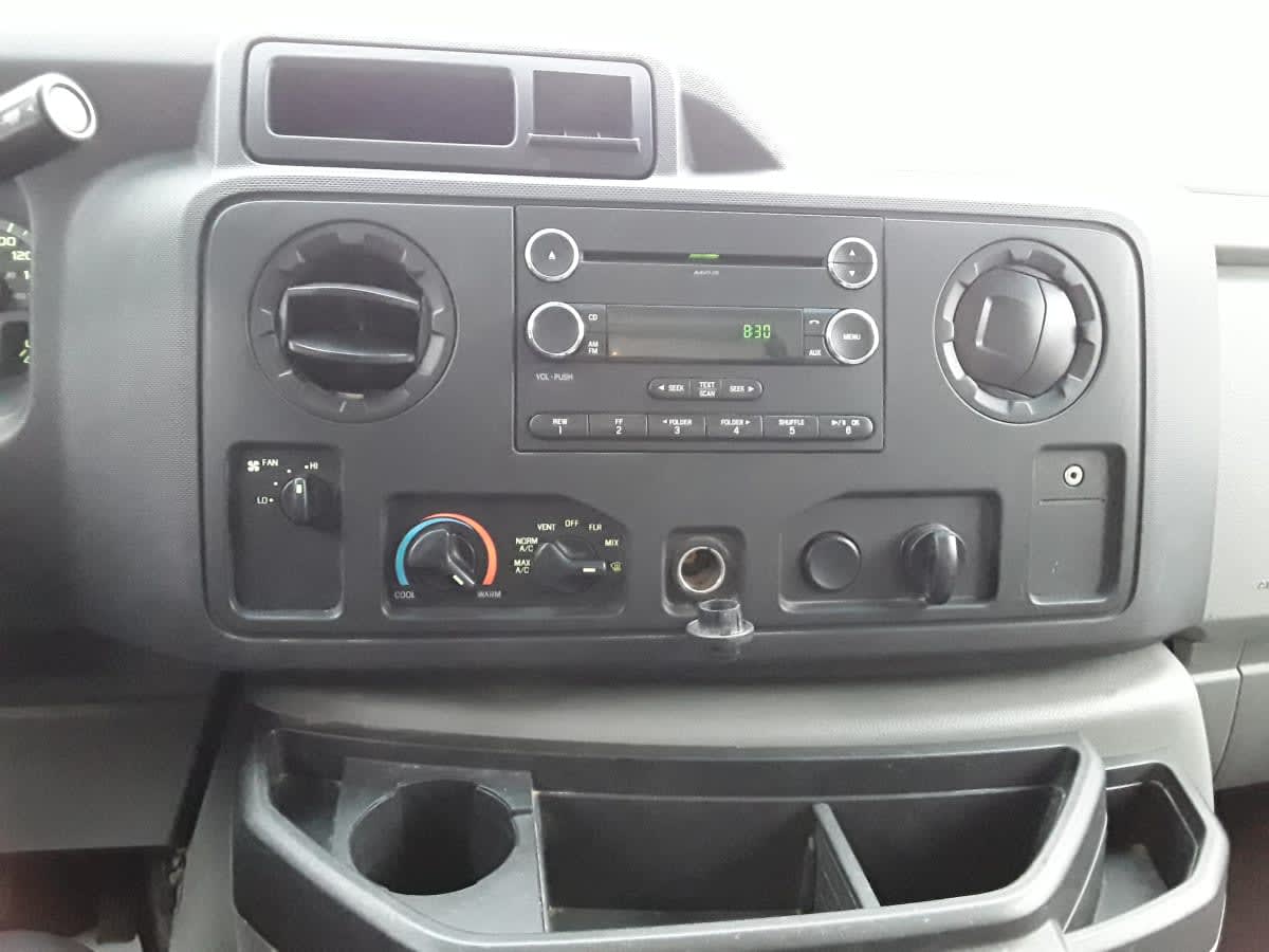 2019 Ford Motor Company E-450 SD CUTAWAY 241066