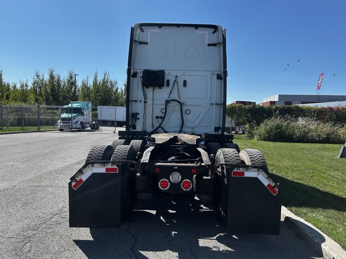 2020 Freightliner NEW CASCADIA PX12664 241111