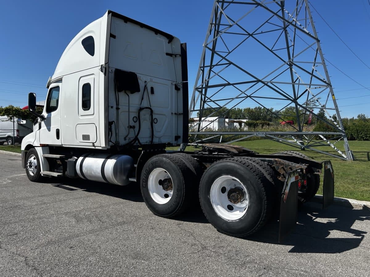 2020 Freightliner NEW CASCADIA PX12664 241111