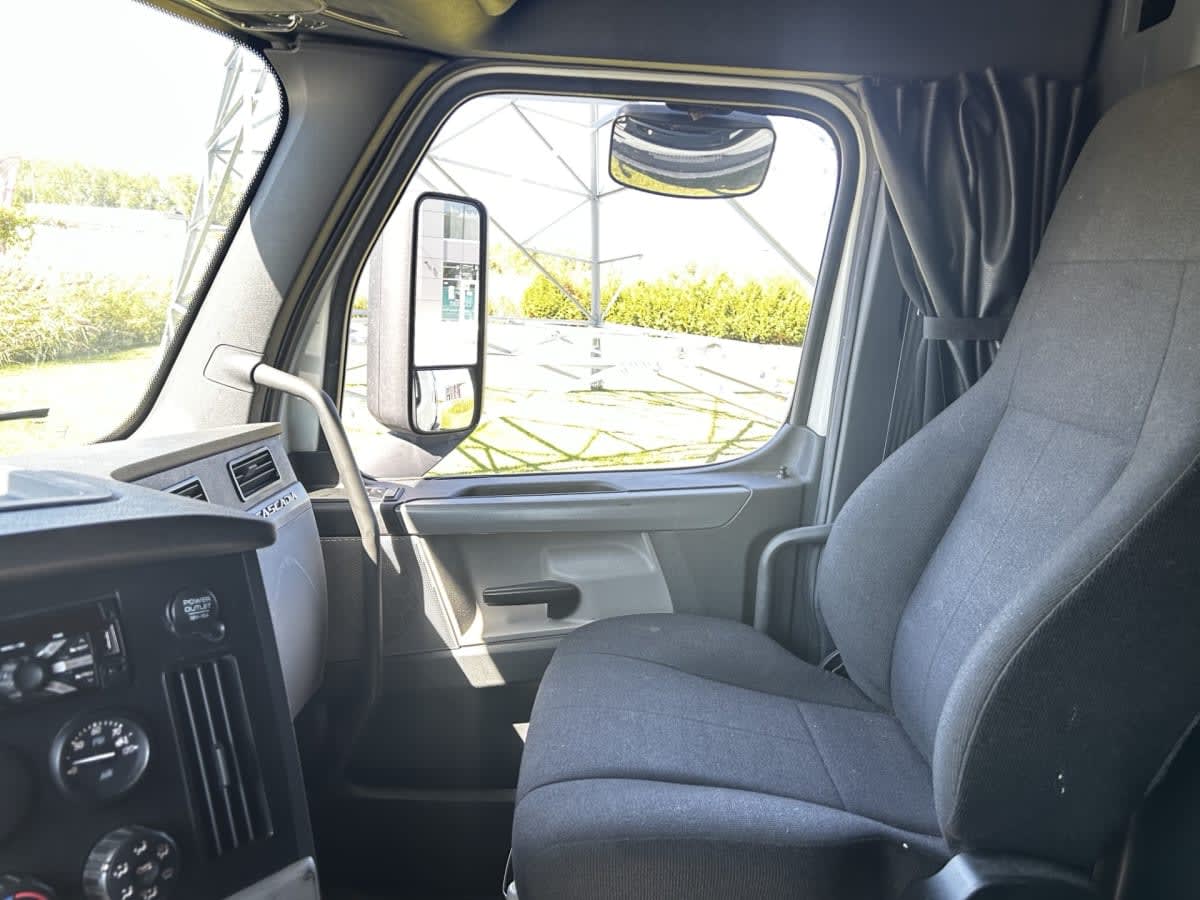 2020 Freightliner NEW CASCADIA PX12664 241111