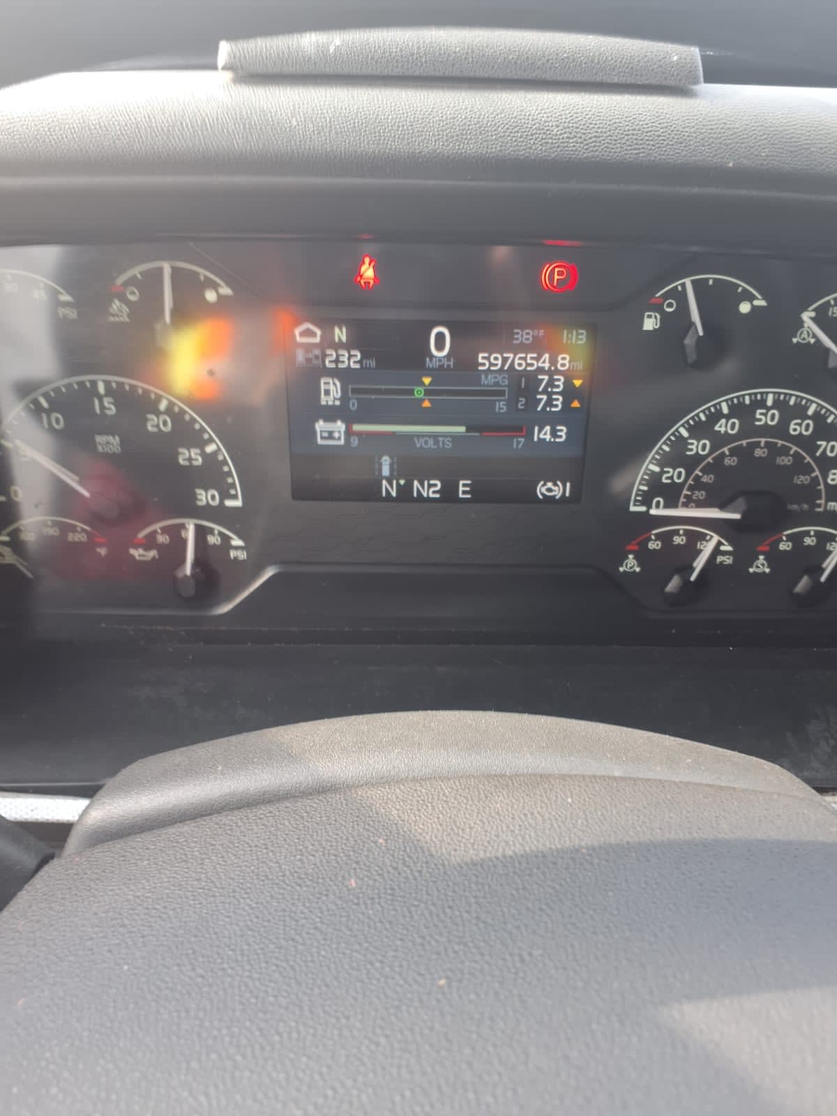 2020 Volvo - image 10