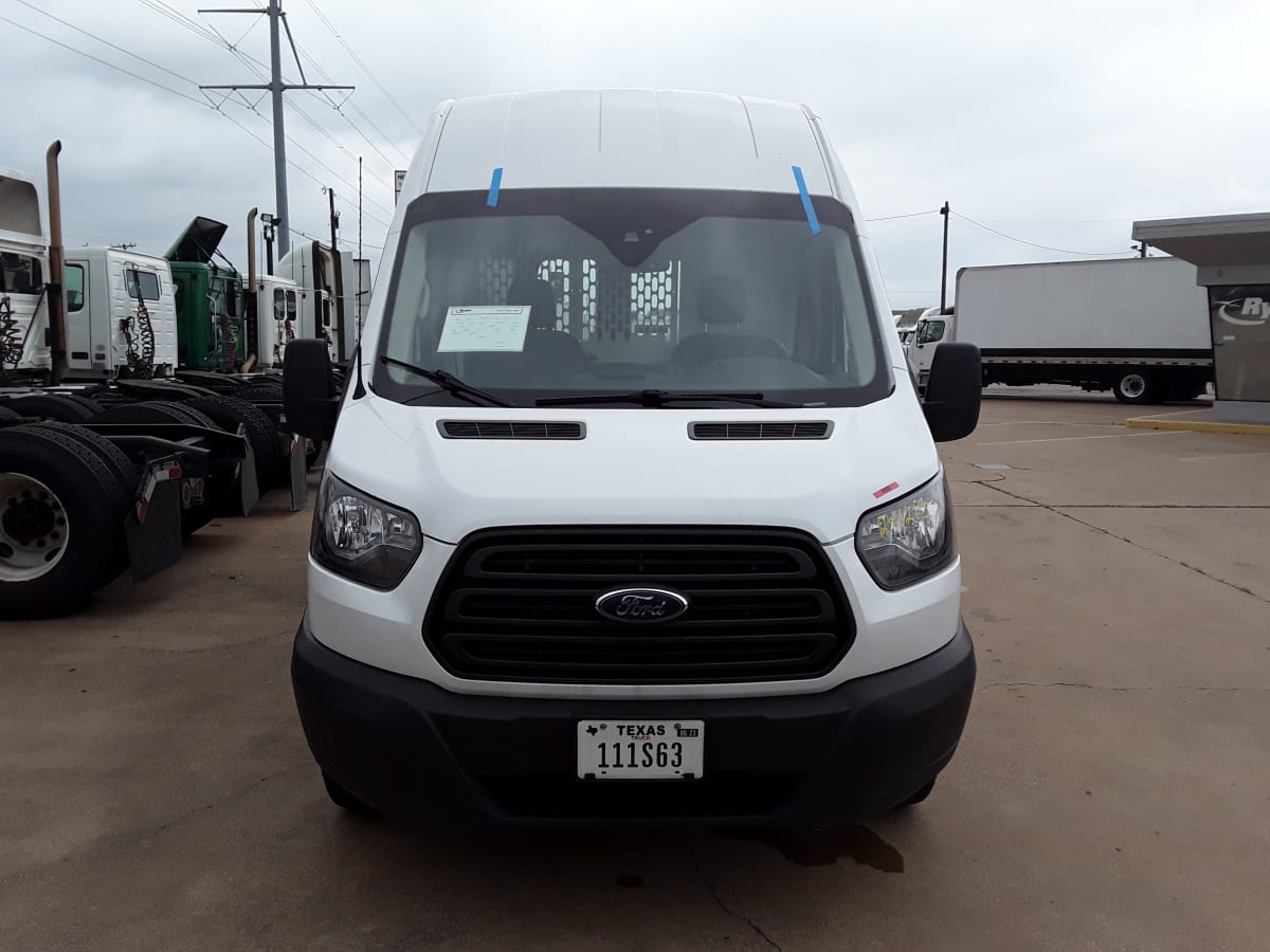 2019 Ford Motor Company TRANSIT 250 HI ROOF 241213