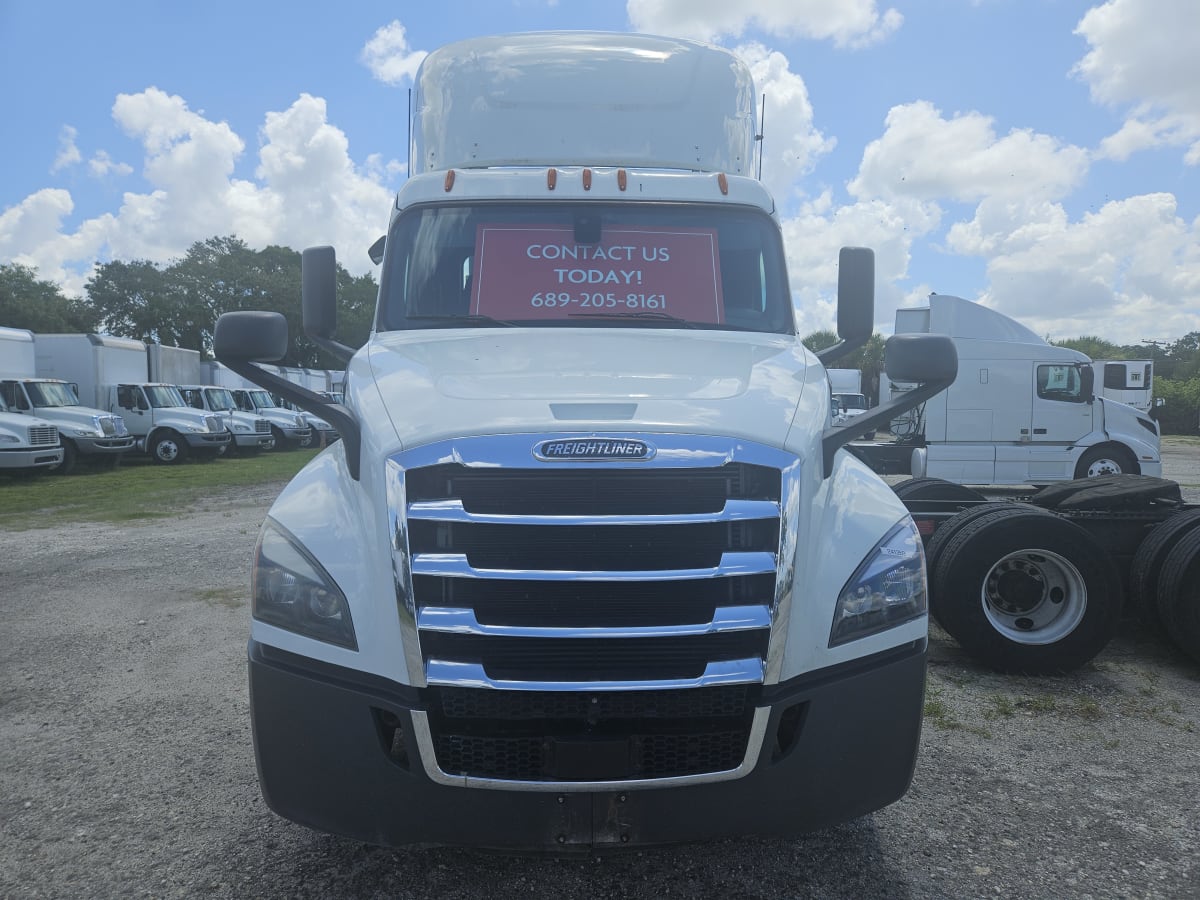 2020 Freightliner/Mercedes NEW CASCADIA PX12664 241269