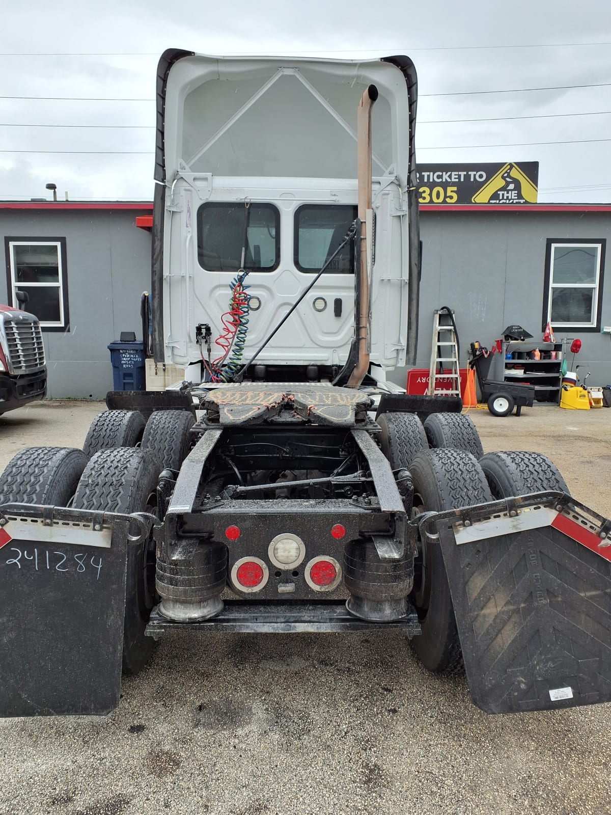 2020 Freightliner/Mercedes NEW CASCADIA PX12664 241284