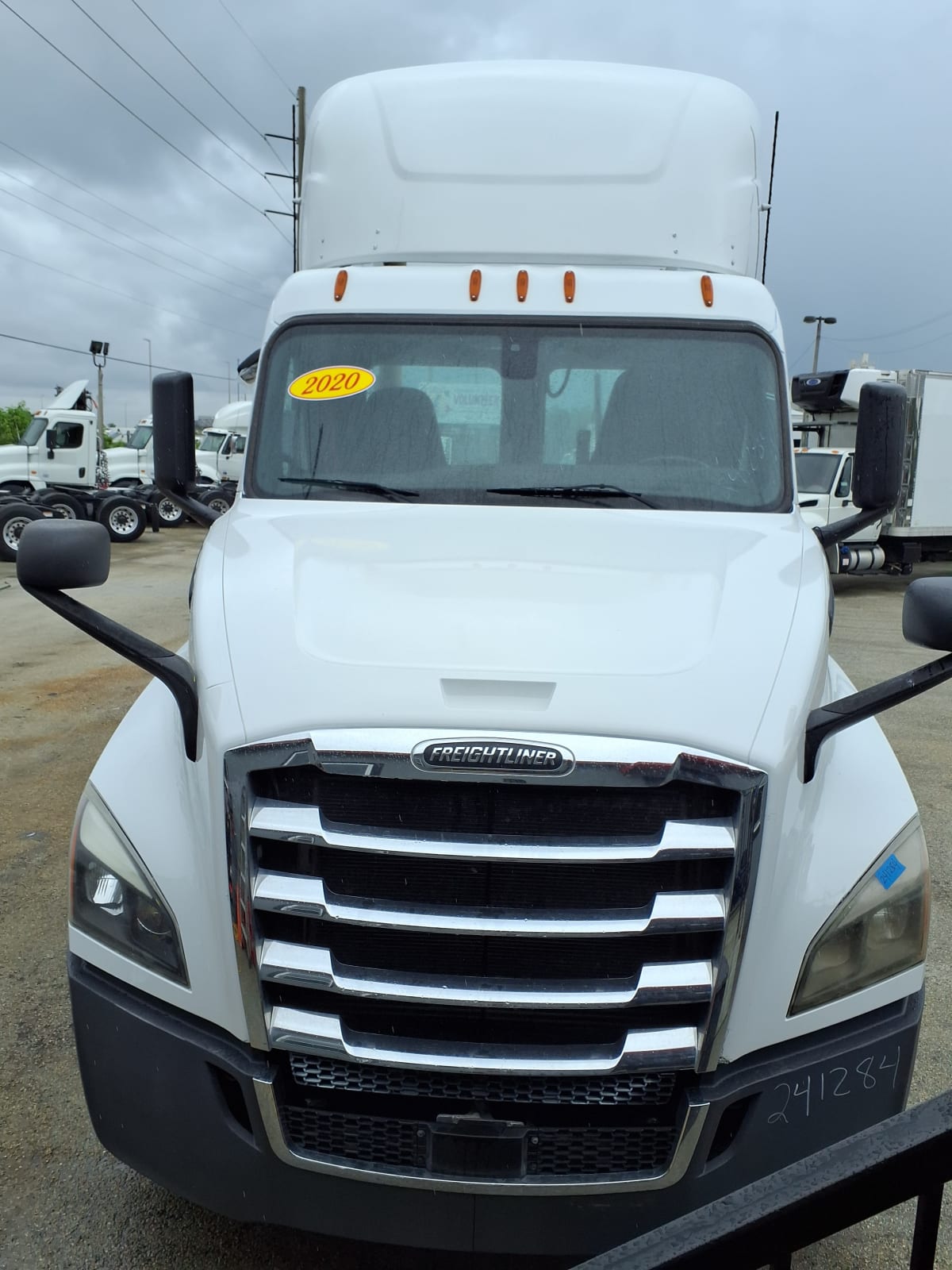 2020 Freightliner/Mercedes NEW CASCADIA PX12664 241284