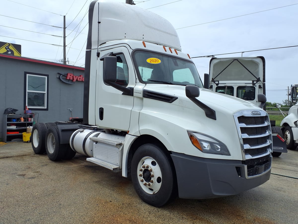 2020 Freightliner/Mercedes NEW CASCADIA PX12664 241296