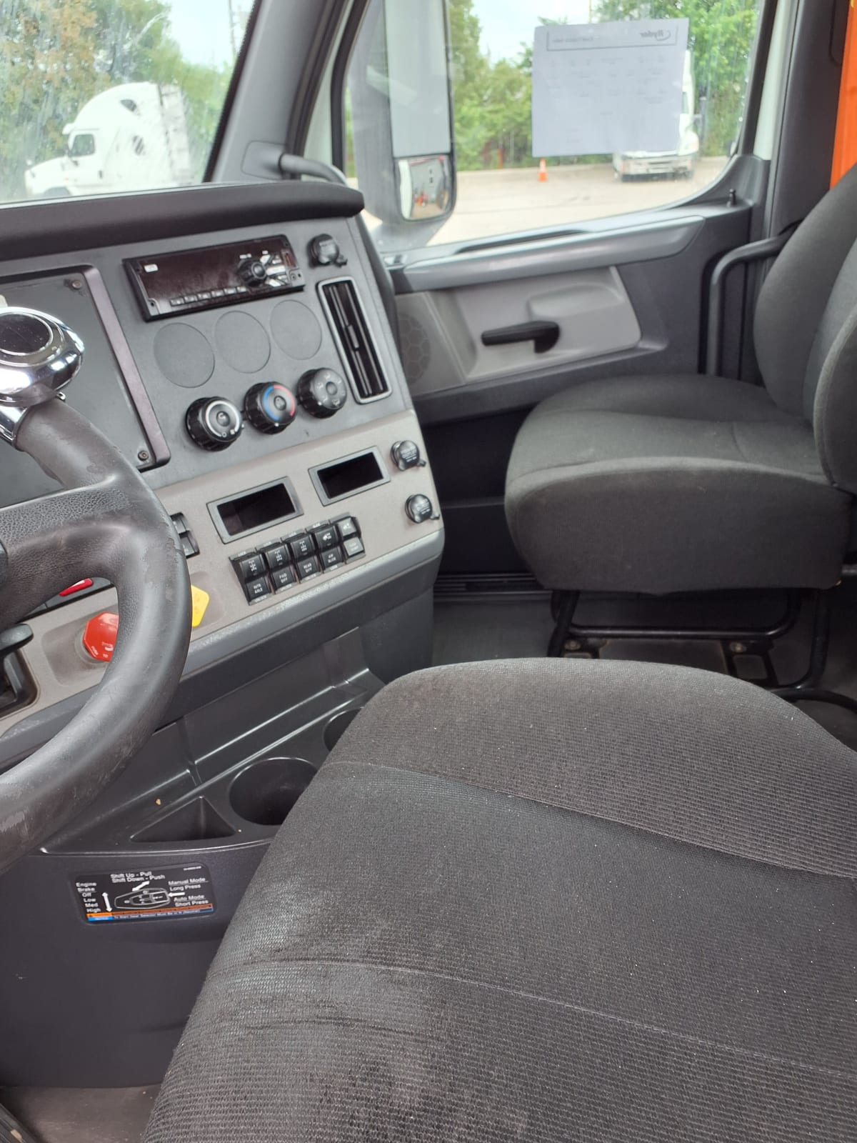 2020 Freightliner/Mercedes NEW CASCADIA PX12664 241296