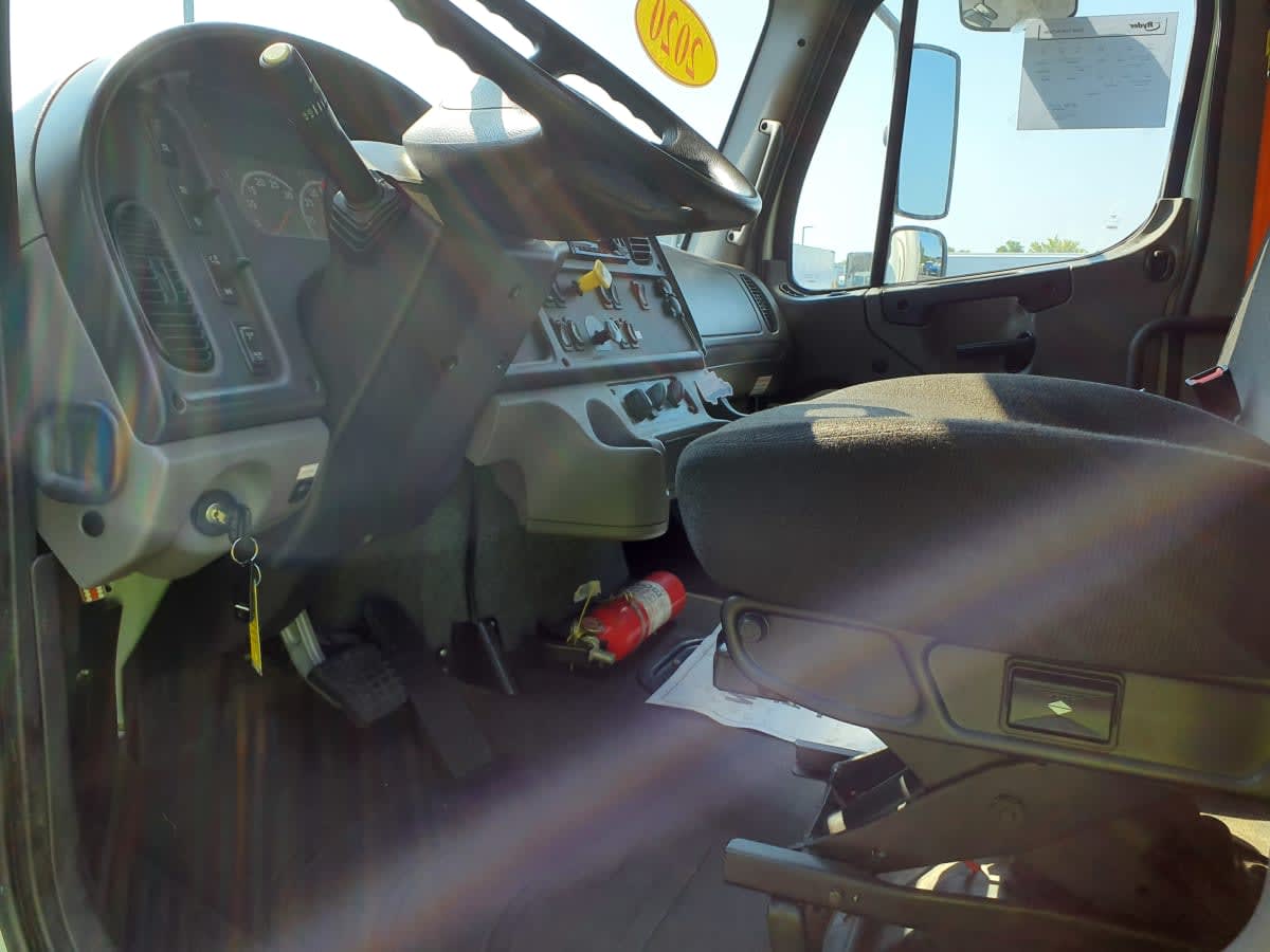 2020 Freightliner/Mercedes M2 106 241322