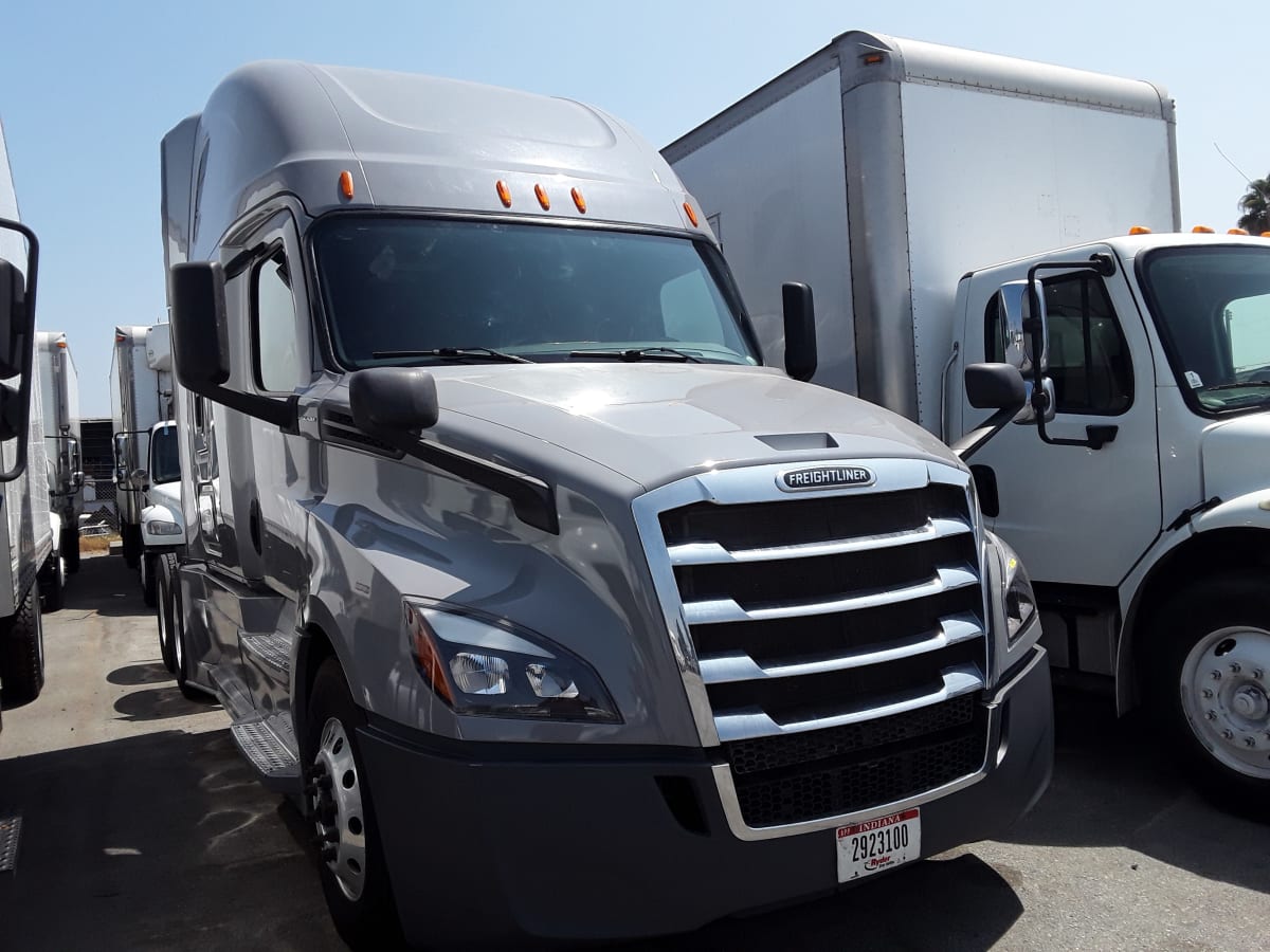 2020 Freightliner/Mercedes NEW CASCADIA PX12664 241328