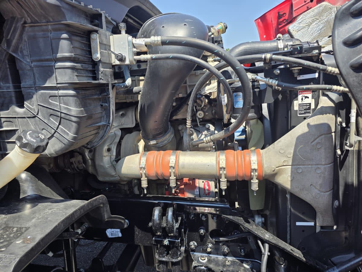 2020 Freightliner/Mercedes CASCADIA 113 241334