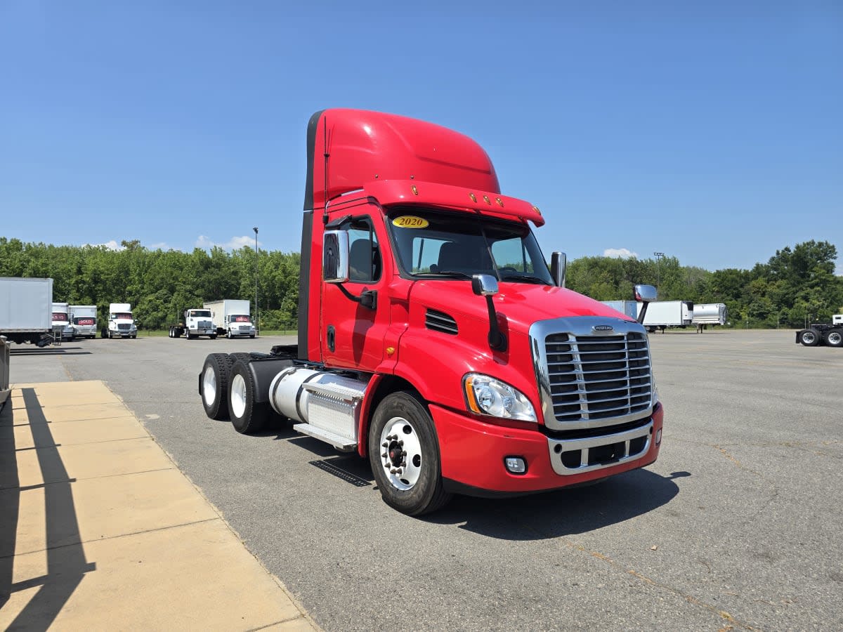 2020 Freightliner/Mercedes CASCADIA 113 241334