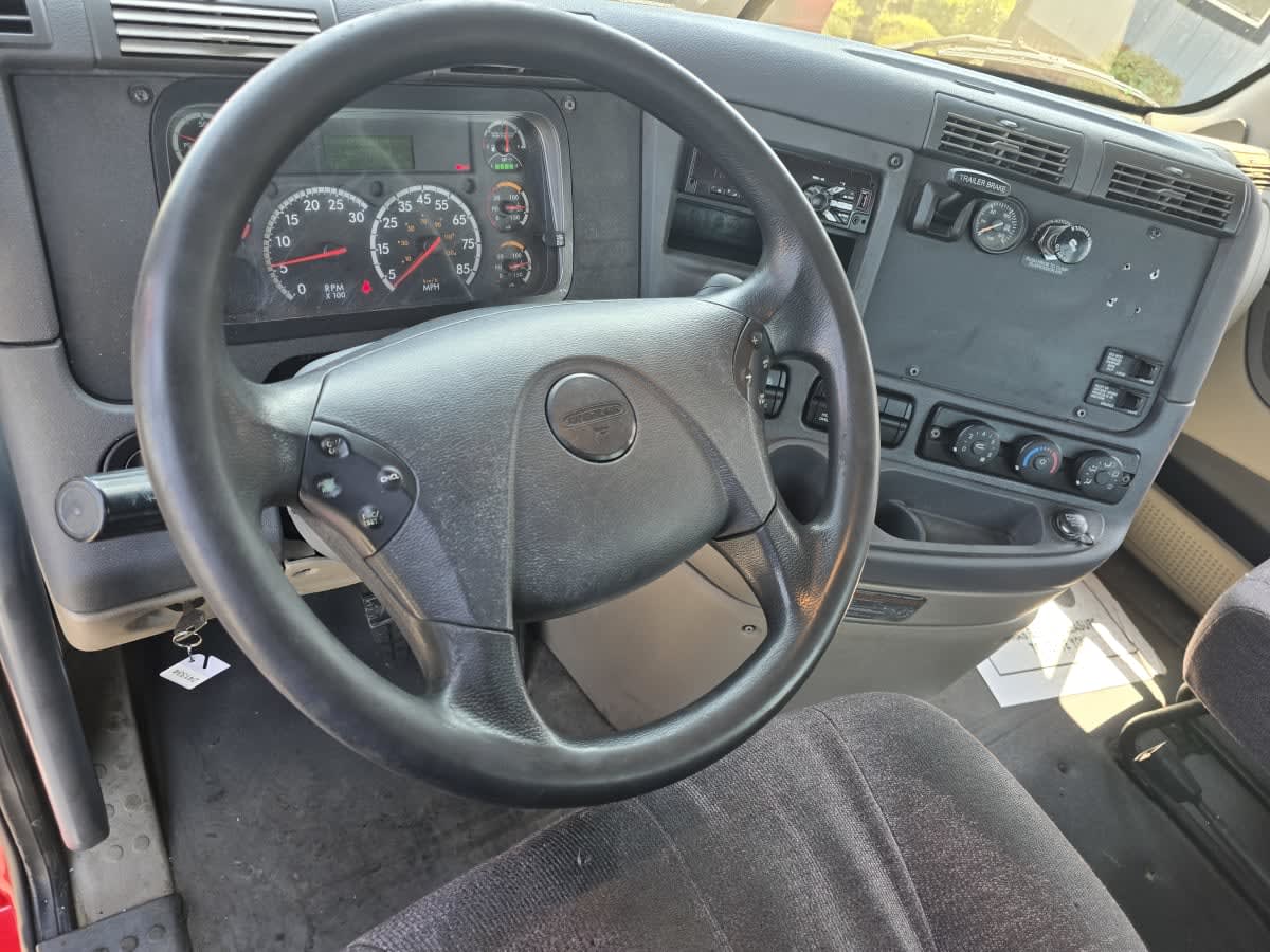 2020 Freightliner/Mercedes CASCADIA 113 241334
