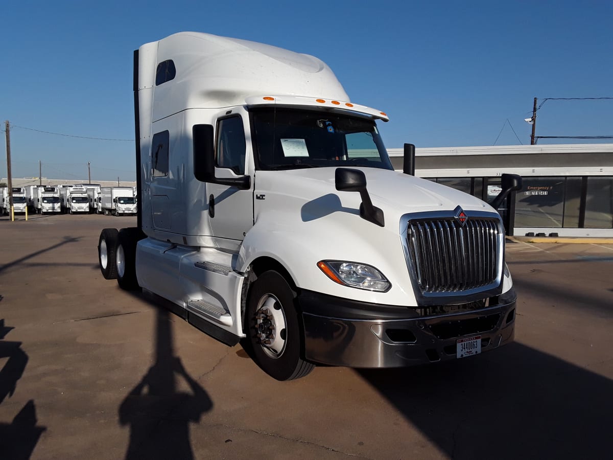 2020 Navistar International LT625 SLPR CAB 241362