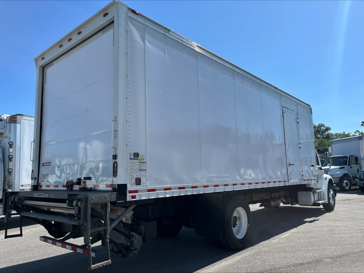 2020 Freightliner M2 106 in Beltsville, MD — photo 4