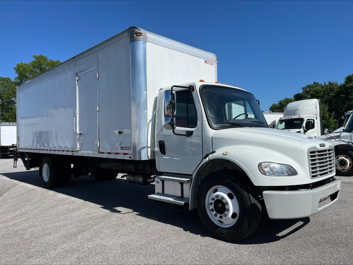 2020 Freightliner M2 106 in Beltsville, MD — photo 3