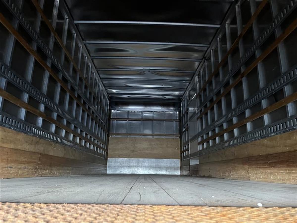 2020 Freightliner/Mercedes M2 106 241377