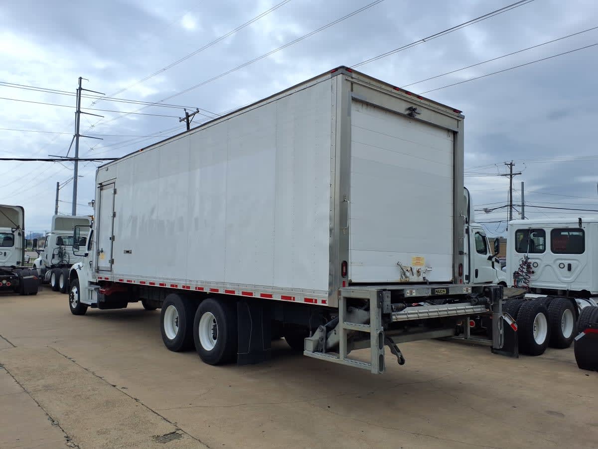 2020 Freightliner/Mercedes M2 106 241510