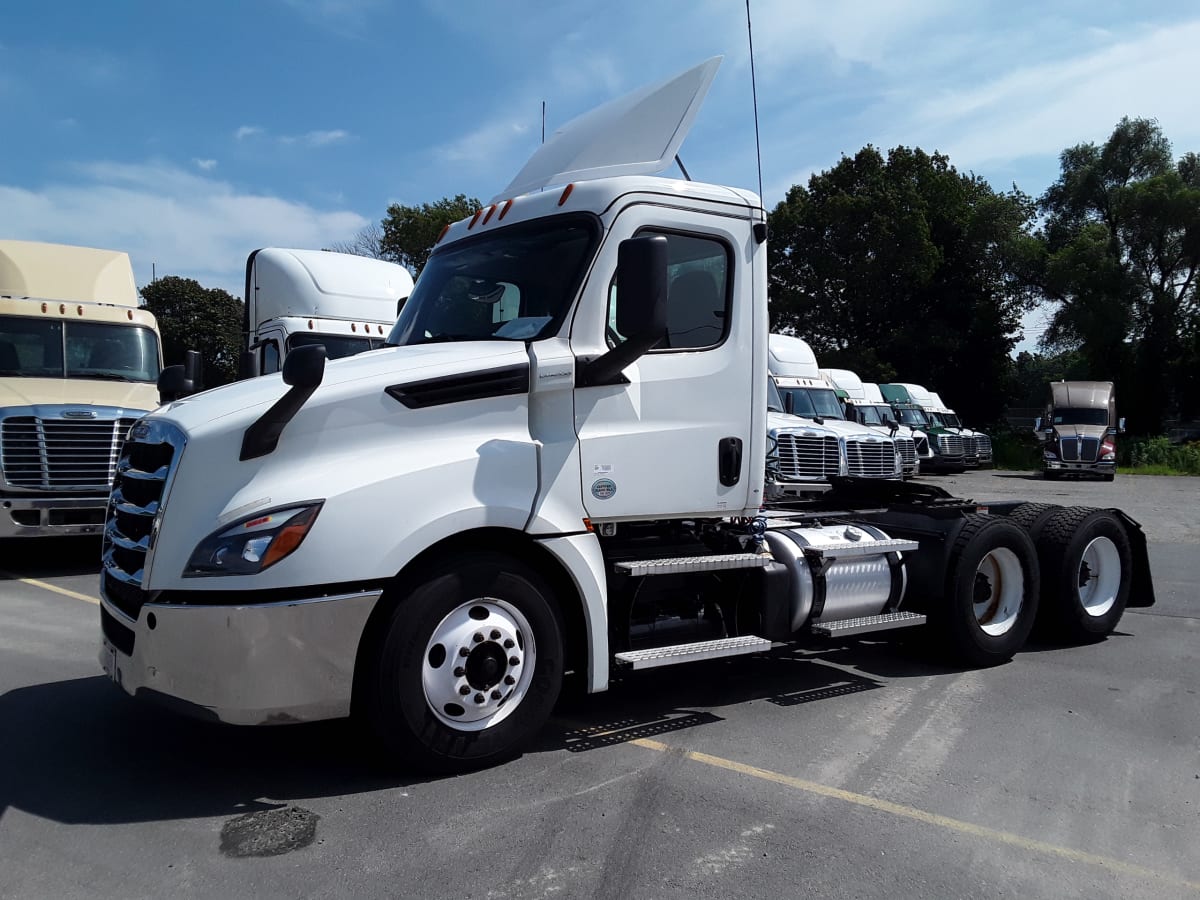 2020 Freightliner/Mercedes NEW CASCADIA PX12664 241610