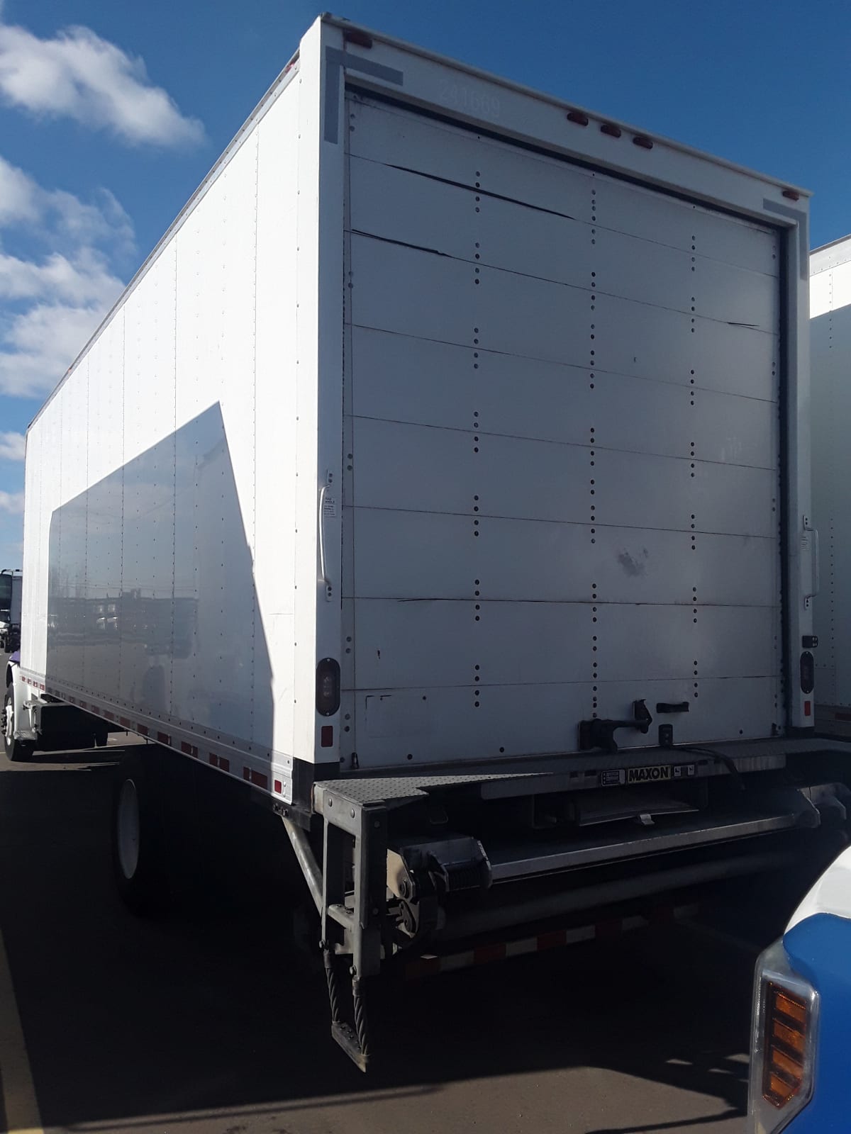 2021 Freightliner/Mercedes M2 106 241669