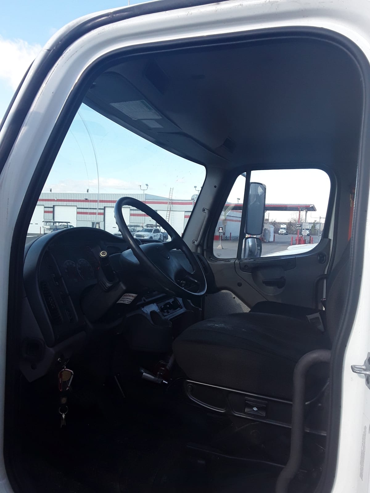 2021 Freightliner/Mercedes M2 106 241669