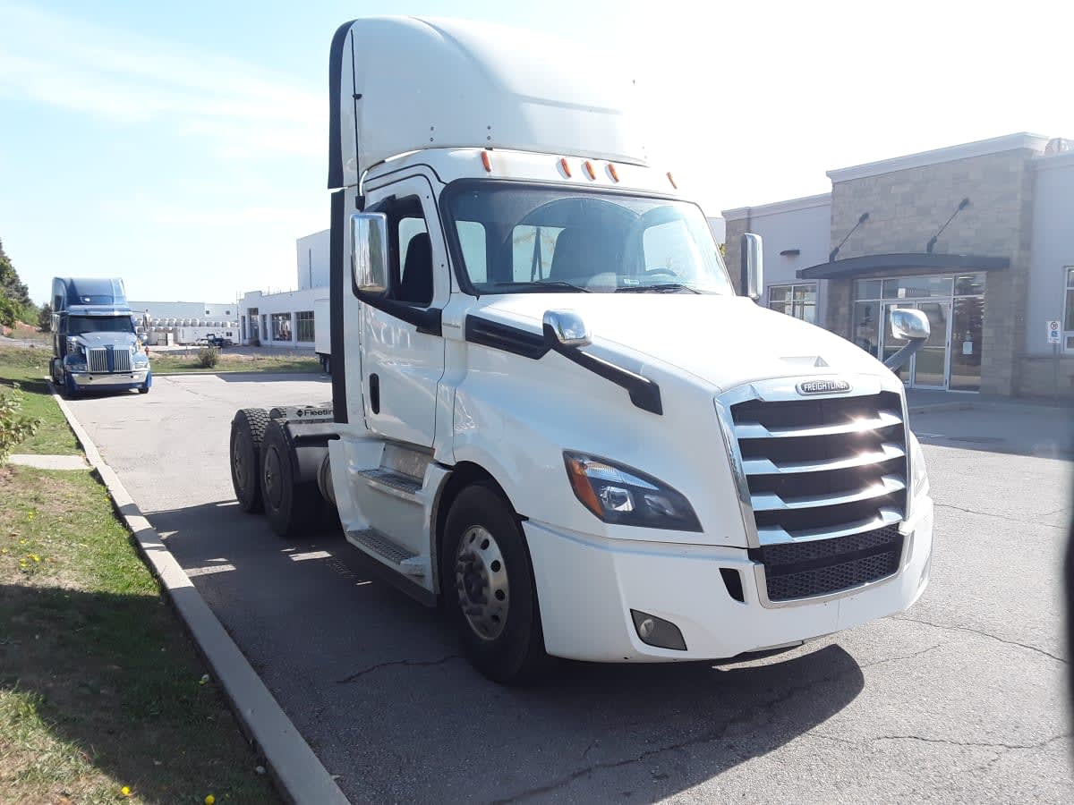 2020 Freightliner/Mercedes NEW CASCADIA PX12664 241705
