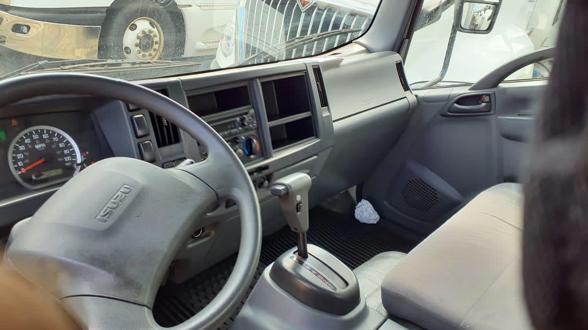 2019 Isuzu NPR 241709