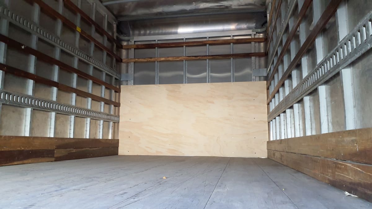 2019 Isuzu NPR 241714